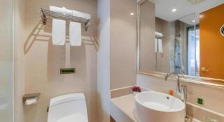 Vienna Hotel Guangdong Shaoguan Renhua Danxiashan County Center - 3