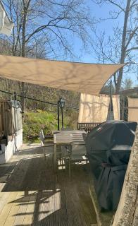 Hills Cottage - 9
