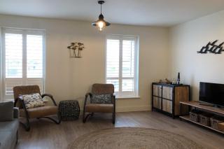 Estuary View, Central Stay with Parking - 2