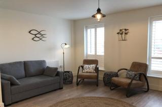 Estuary View, Central Stay with Parking - 1