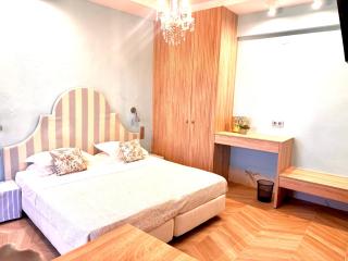 Rozmari and Spa - 1