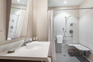 Wyndham Garden Edmonton Airport - 3