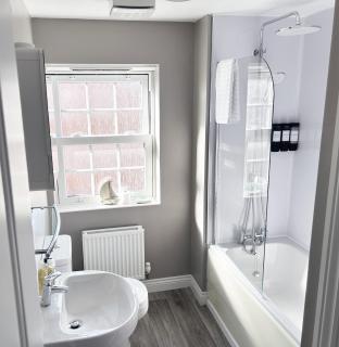 Private room in Bedford family home - 7