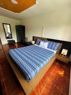 Modern, large, cozy room close to the airport - 7