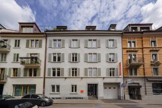 easyHotel Zürich City Centre - 1