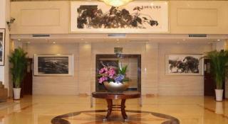 Qingdao Royal Garden Hotel - 6