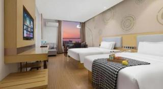 GreenTree Inn Huanggang City Wuxue City Kanjiang Avenue - 5