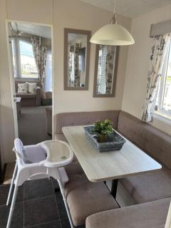 Beach Retreats, Romney Sands, Parkdean Resorts - 7