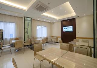 City Comfort Inn Yulin Wenhua Square Wanda Plaza - 9
