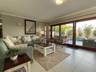 5 Bedroom holiday home close to Sanctuary Beach - 6