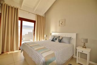 5 Bedroom holiday home close to Sanctuary Beach - 2
