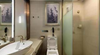 Lavande Hotels Guangzhou Fangcun Huadiwan Metro Station - 8