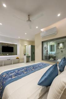 The Arjun - Newly Built Hotel Just 3 Mins from Metro and Railway Station - 4