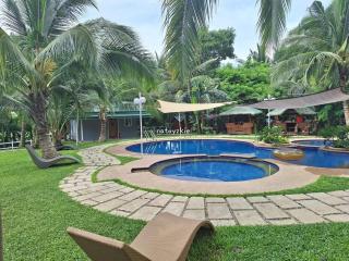 Starksway Resort - 2