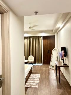 Veloria Grand Suites - 8