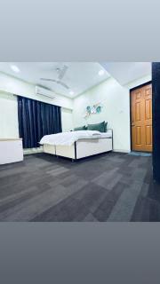 StayLuxe Rooms & Apartments Near BKC, Chembur - 6