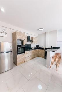 Sandy Shore Beach Apartments - Karibu Quarters - 2