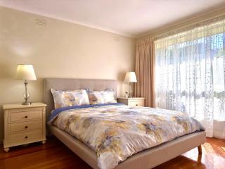 Cozy and Quiet Home in Doncaster, Close to Shops & Transport - Doncaster - 3