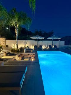 Blue Topaz Villa with Private Pool - 8