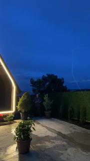 Nakas cottage - 9