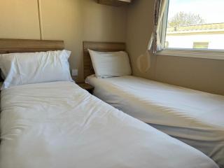 Newquay Bay Resort 109 Caravan - 8