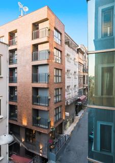Taksim Artelist Hotel - 9