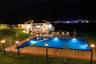 Aqua Tree Resort - 4