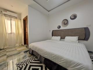 Azure Properties-Charming Apartment - 7