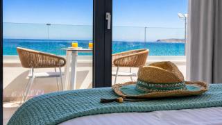 Aqua Vista Villas Entire property six bedrooms with Sea views Sea front with private Jacuzzi each - 2