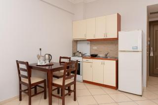 Finiki Plaza - 1