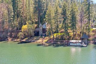 Lakefront Cottage Coeur d'Alene ID - 8