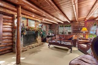 Lakefront Cottage Coeur d'Alene ID - 1