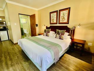 17 on Bird Guest House - 1