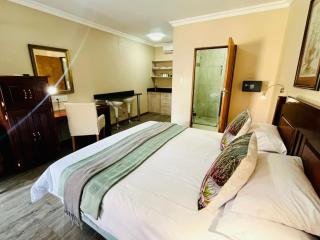 17 on Bird Guest House - 5