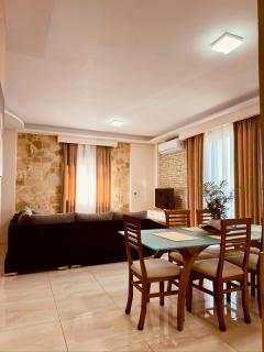 Villa Merkuri - 1