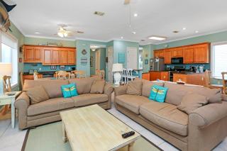 Beach Blessing by Pristine Property Vacation Rentals - 4