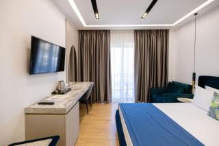 Chimaera Hotel - 5