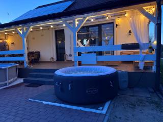 Siedlisko Stara Poczta Podlasie z jacuzzi, basenem i dużym ogrodem - 5