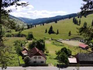 Karacsony Guest House - 8