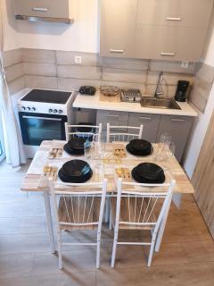Niko's Place - 2