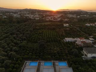 Hesperian Luxury Villas with Private Heated Pools - 5