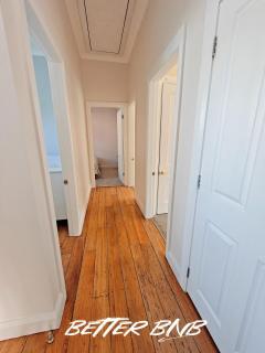 Fresh Classic 3BR Private Home Quiet Area Free Parking Easy Access - 5