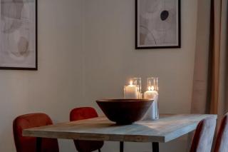 Bright 1BR Apartment with Balcony 20min to City - 6
