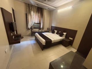 Hotel Raghav Palace 1 km Jaipur Junction & Bus Stand Sindhi Camp - 1