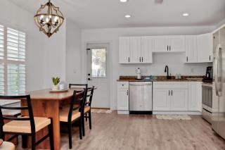 Dubs Beach Retreat by Pristine Properties Vacation Rentals - 2