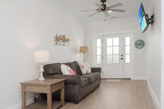 Biggies Beach House by Pristine Properties Vacation Rentals - 2