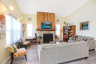 Coastal Sunshine by Pristine Properties Vacation Rentals - 5