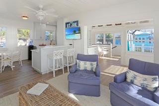 Caroline's Cottage by Pristine Properties Vacation Rentals - 3