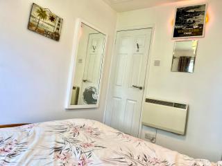 SaltWater Cornish Cottage Seaside Getaways- For Penzance & St Ives - 7