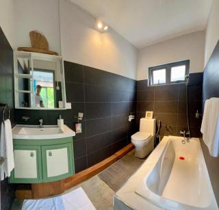 Le Morne Base - Stylish, Pool & Rooftop - 6